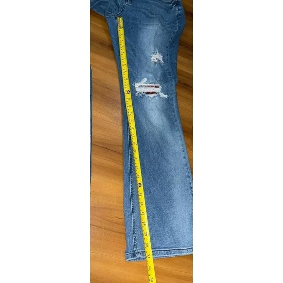 Womens Judy Blue Distressed Stretchy Boot Cut Jeans - Picture 3 of 6